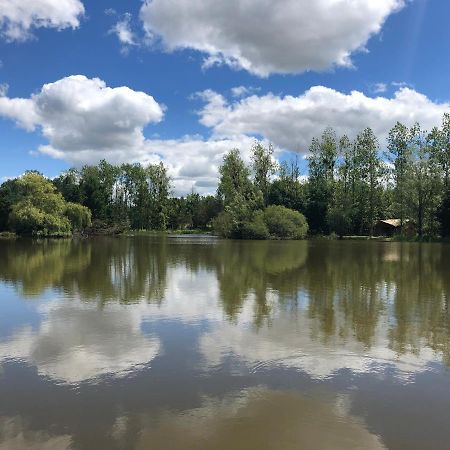 Tente Lodge Jacuzzi Privatif En Pleine Nature Thiel-sur-Acolin ภายนอก รูปภาพ